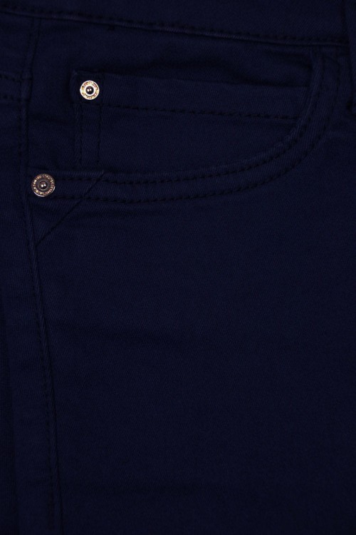 mango-granatowe-spodnie-jeansy-denim&amp;tees-zblizenie2.jpg
